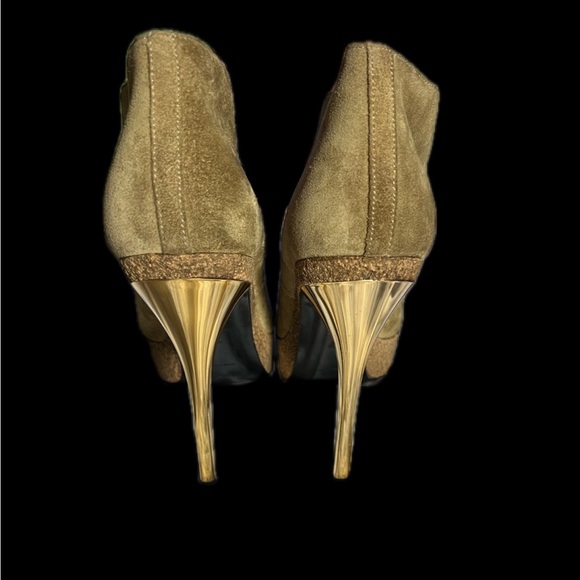 Burberry Booties - Picture 6 of 7